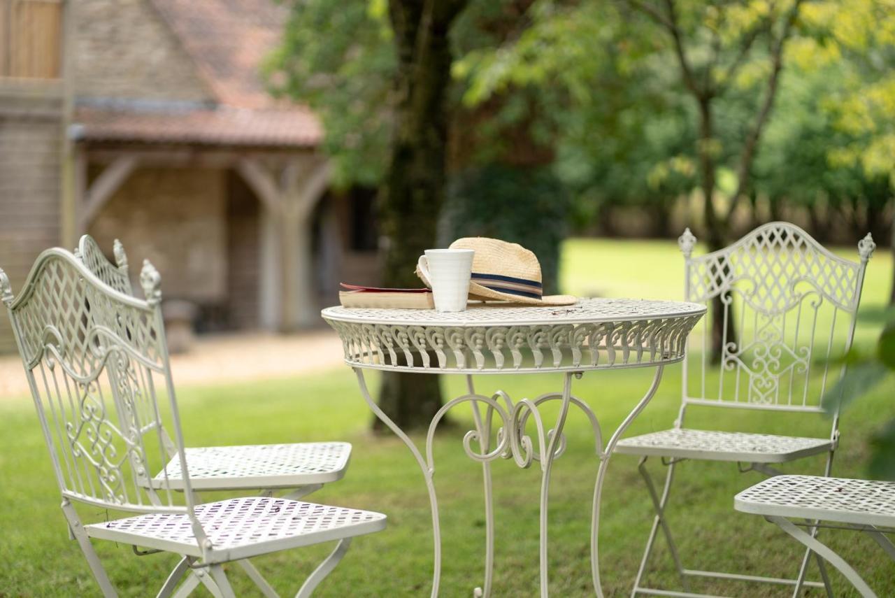 Great Ashley Farm Bed And Breakfast & Shepherds Huts Bradford-On-Avon Exterior foto